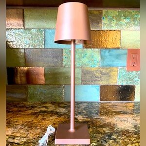 USB LED TABLE LAMP
